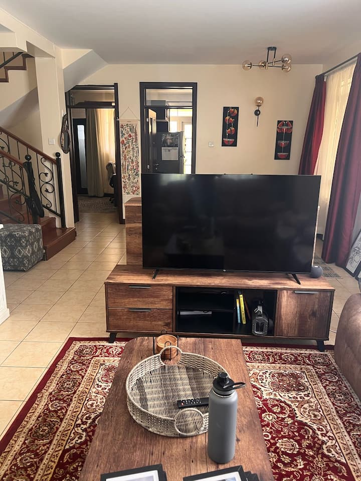 Business Friendly 3/3.5 House - Nairobi