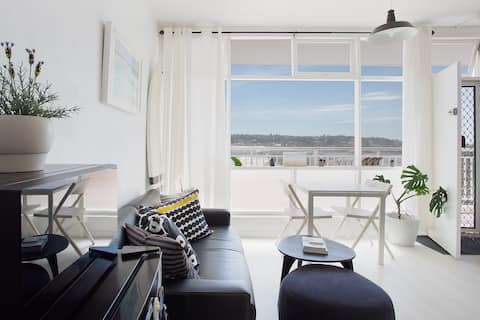 Bondi Pad with Panoramic Views