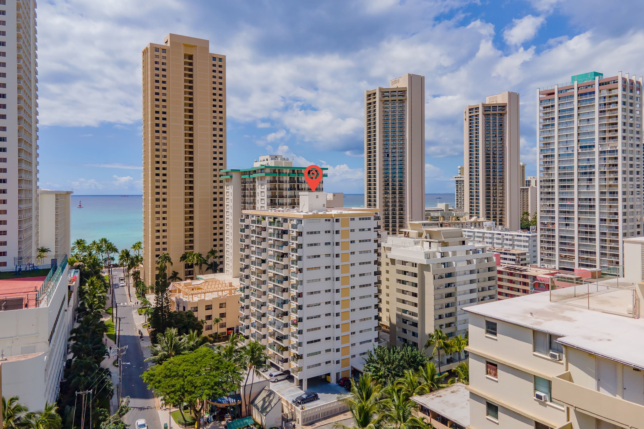 Walk to the Beach! Modern 3Bed, 2Bath AC, Parking - Image 33
