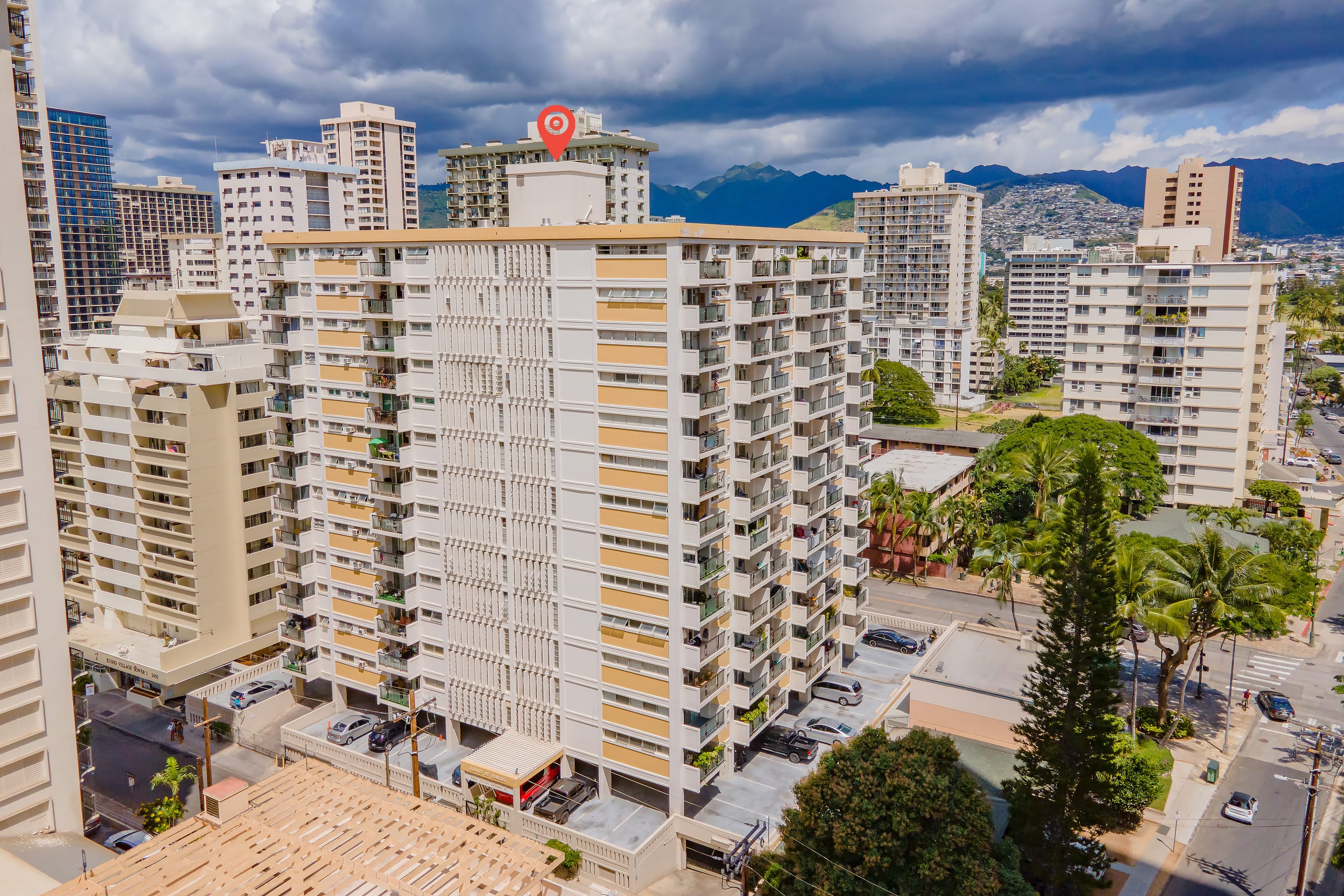 Walk to the Beach! Modern 3Bed, 2Bath AC, Parking - Image 32