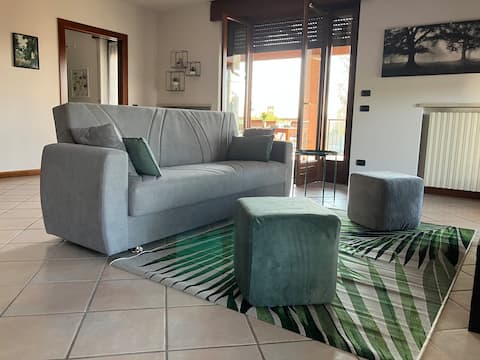 Successful Airbnb property: "La Terrazza di Molly" Large bright spaces in Peschiera Del Garda