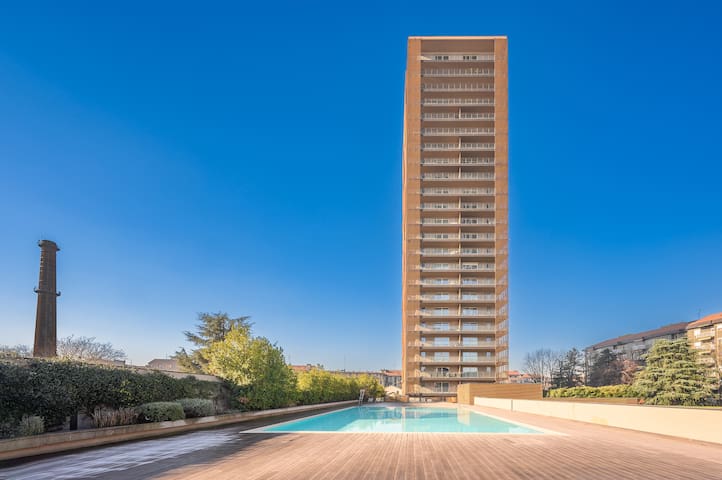 GiaxTower – Gym, Spa & Pool • Oasis