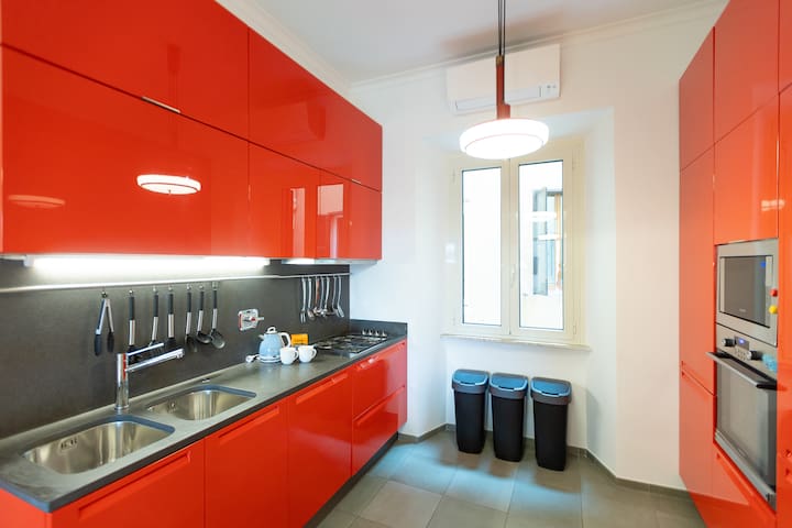 Amazing Piazza Fiume gallery image 5