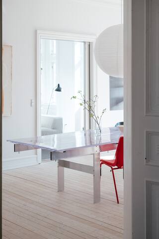 Light and spacious flat in the middle of Nørrebro gallery image 2