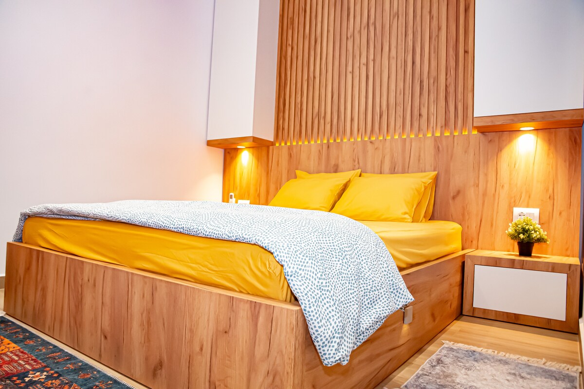 Listing 1373876203638214776