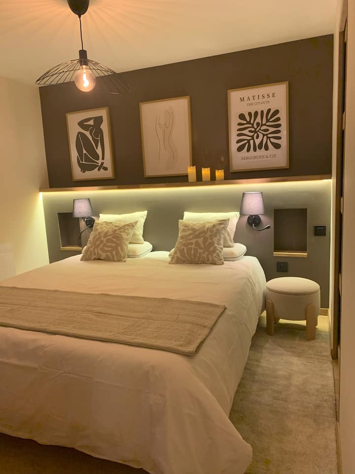 Habitación planta baja cama 180x200 con baño contiguo