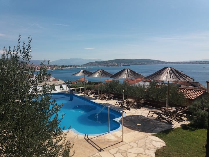 Villa Julio Apartment No 1 - Seget Vranjica