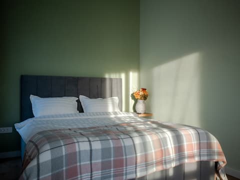Top Airbnb: The Urban Retreat-Dominique Loft in Iași