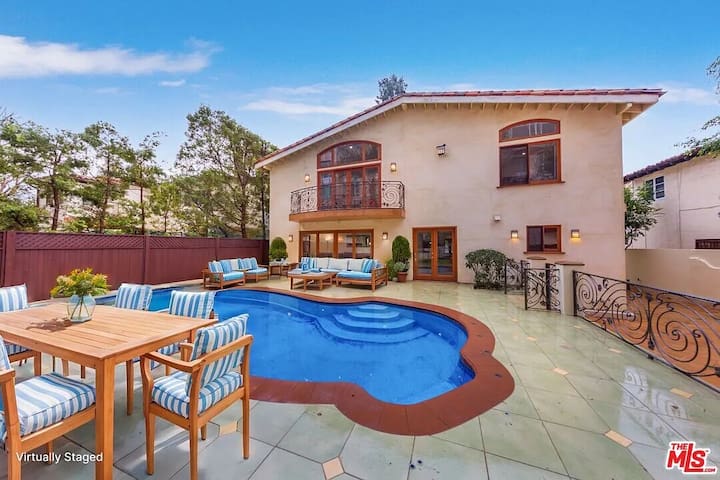 Home in the Heart of Westwood