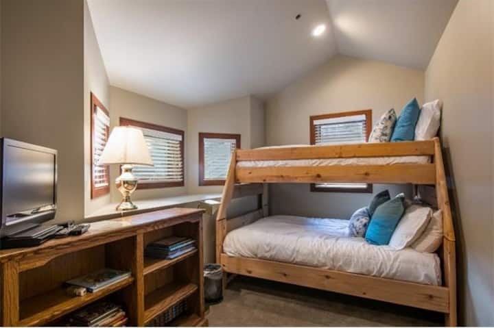 საძინებელი 3