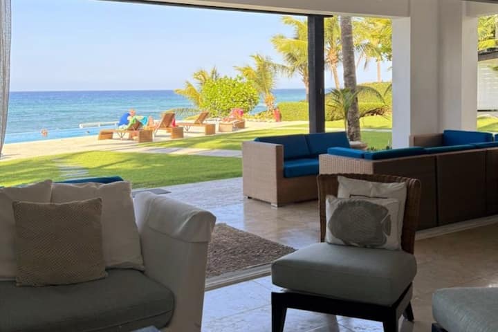 8)beachfront Condo For Families - Sosúa