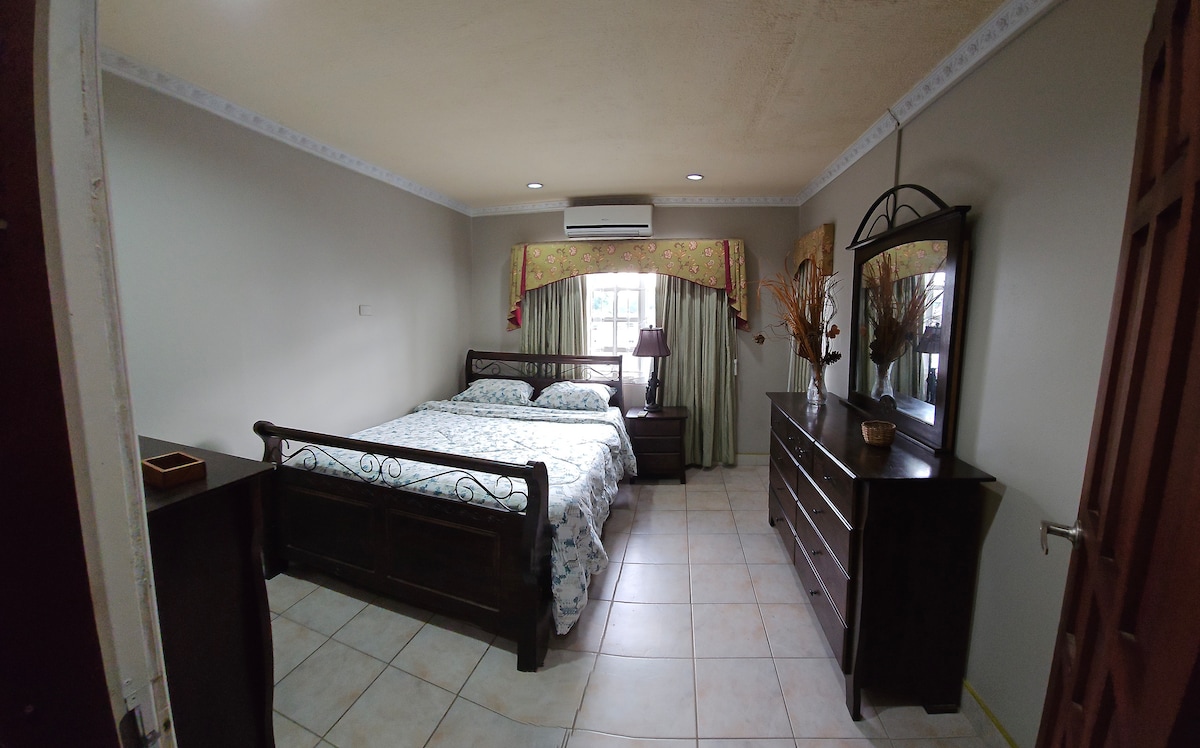 غرفة النوم 1