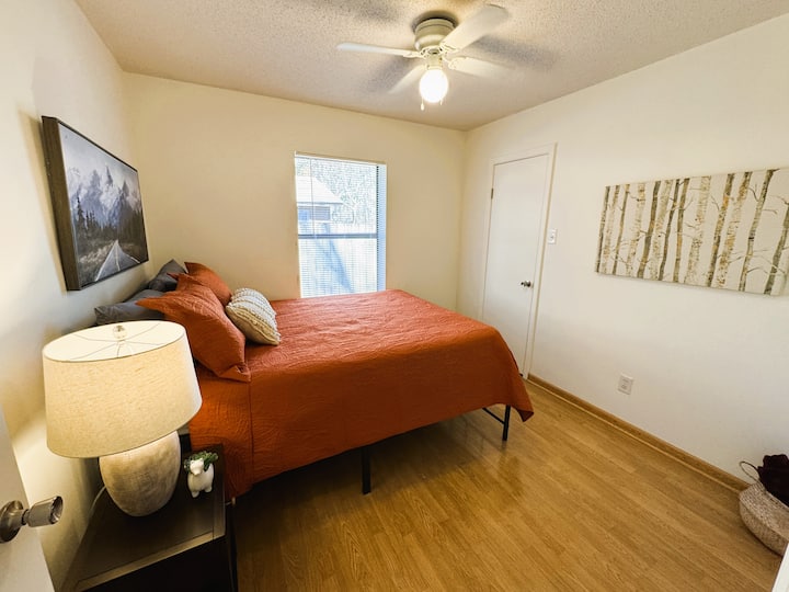 ห้องนอนควีนไซส์