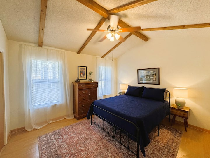 ห้องนอนควีนไซส์