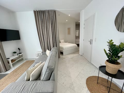 Successful Airbnb property: #1 Modern suite in a chic area in Forest Vorst