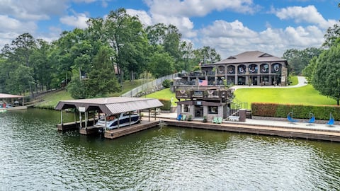 Dockzilla Lake Hamilton