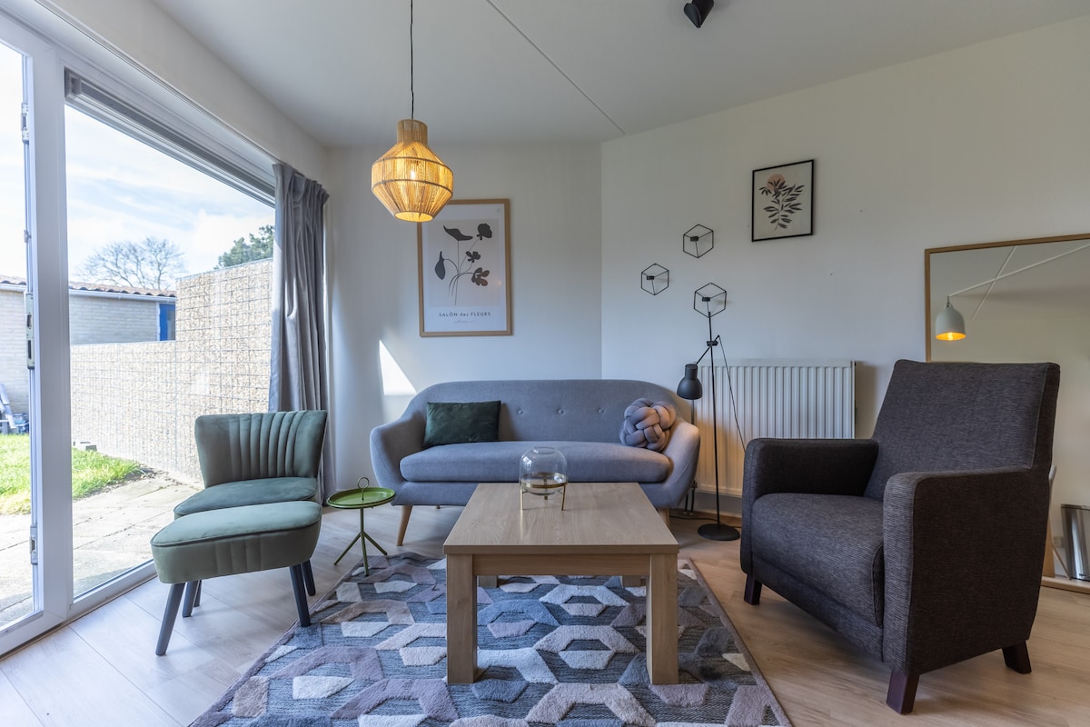 Successful Airbnb property: Small and cozy hide away in Wijk 07 Cadzand