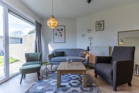 Successful Airbnb property: Small and cozy hide away in Wijk 07 Cadzand