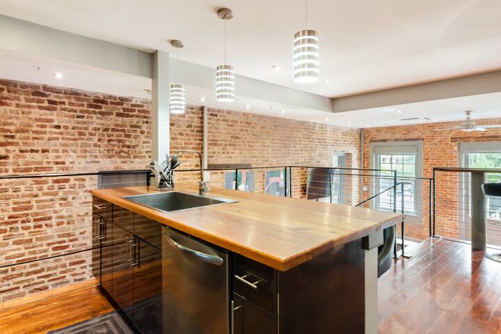 Double Condos w Private Hot Tub gallery image 3