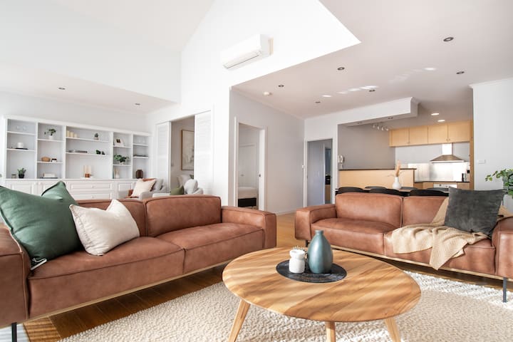 Riverview Waterfront Stay!