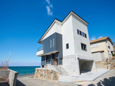 Sunset Line Ocean View 3LDK Villa with Jacuzzi