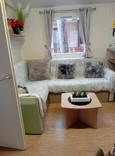 Top performing Airbnb: Mobil-home camping Siblu in Valras Plage