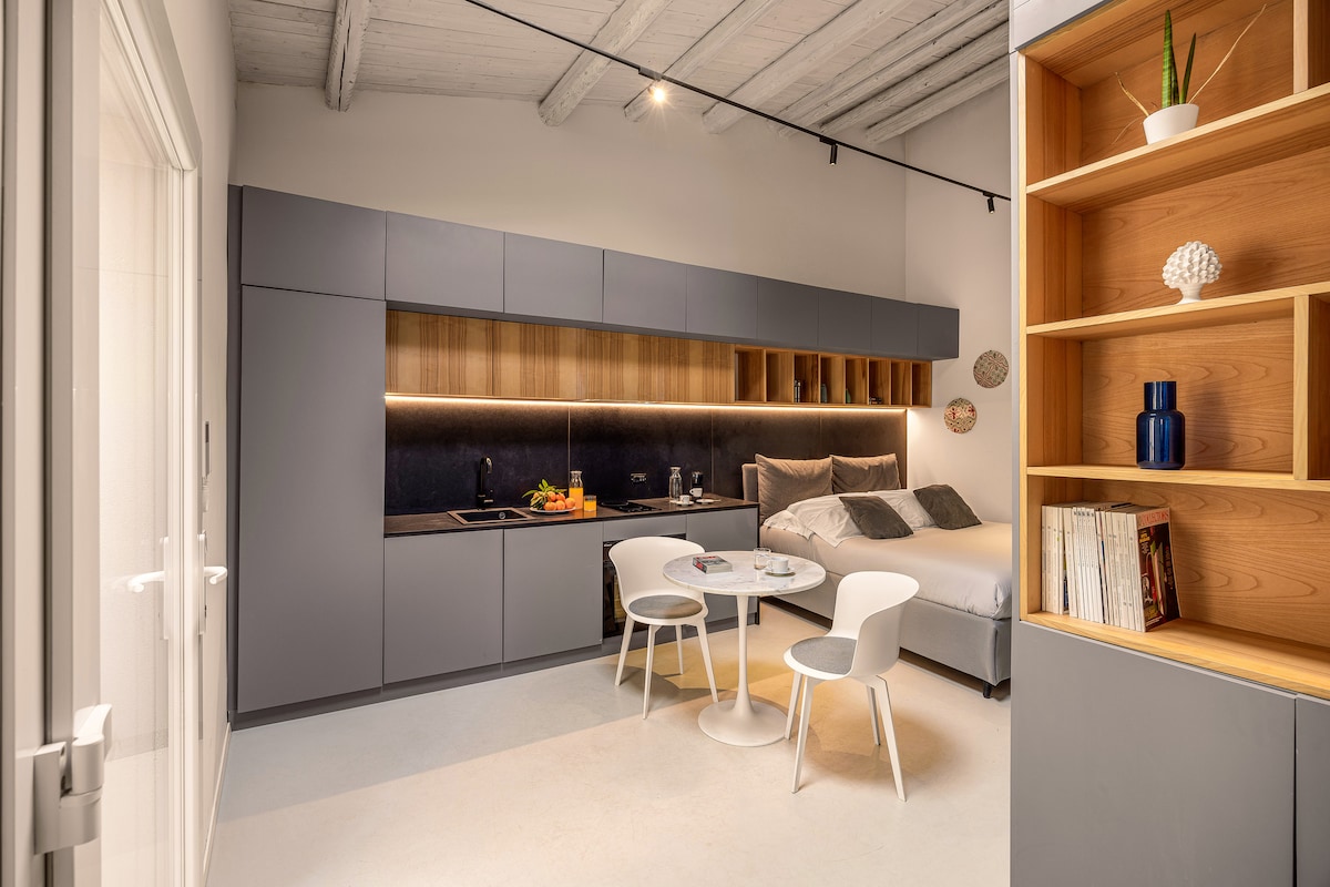 Successful Airbnb property: Elegant Loft In Palermo Center in Palermo