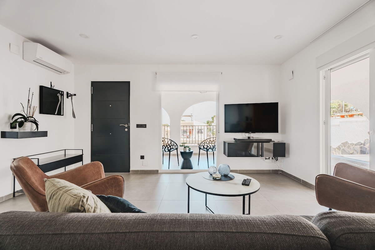 Sebule na ukumbi chini ya ghorofa