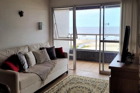 Anúncio popular: Beachfront apartment: your seaside retreat em Matinhos