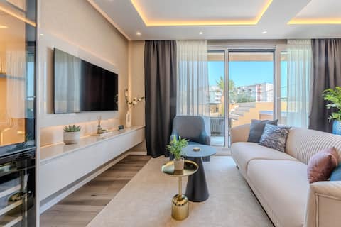 Apartment EMMA Platinum with pool, jacuzzi & sauna