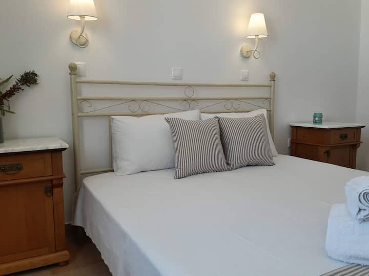 Stavento West-double Bedroom Flat 2 With Sea View - Paros
