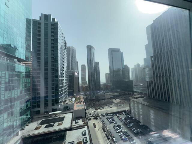 Luxury Corner 2bd 2ba Apartment gallery image 5