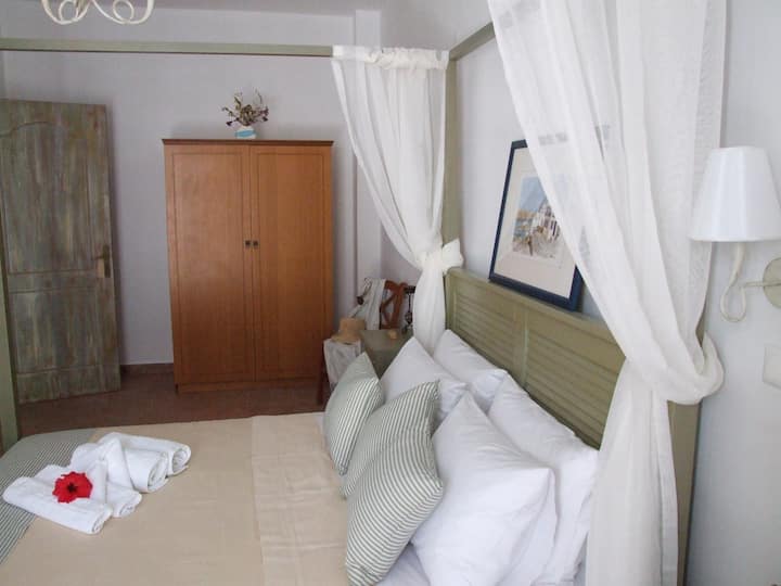 Stavento West-one Bedroom Flat 8 - Paros