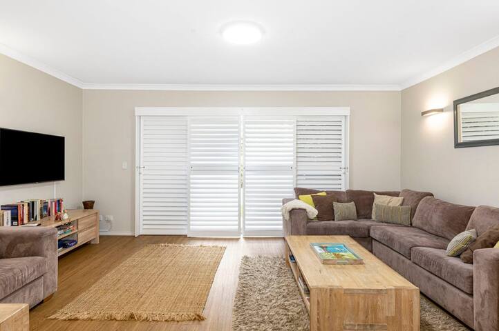 Best Location -100m from Beach, town and Coffee