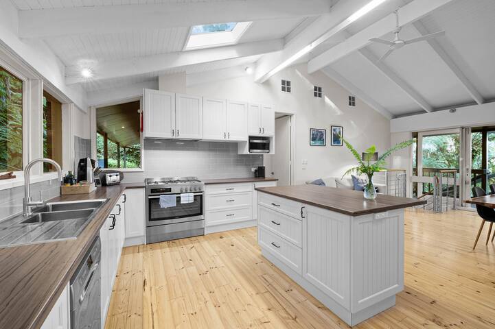 Forest Hideaway – with Sauna gallery image 5