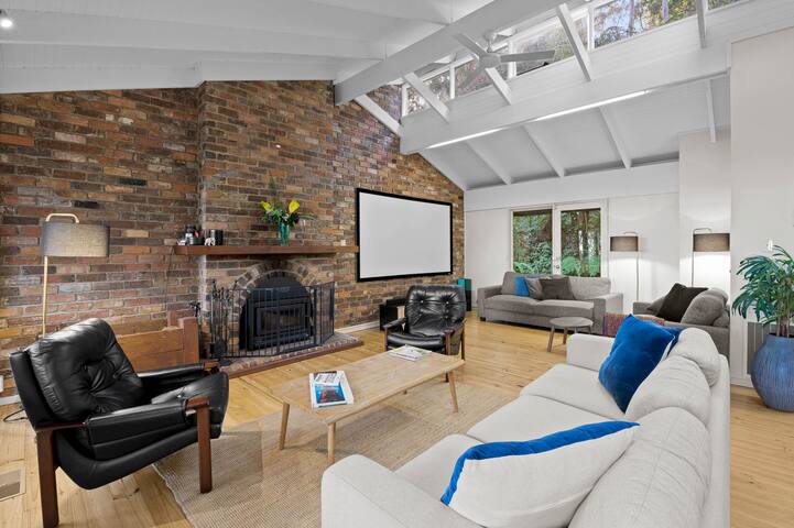 Forest Hideaway – with Sauna gallery image 2