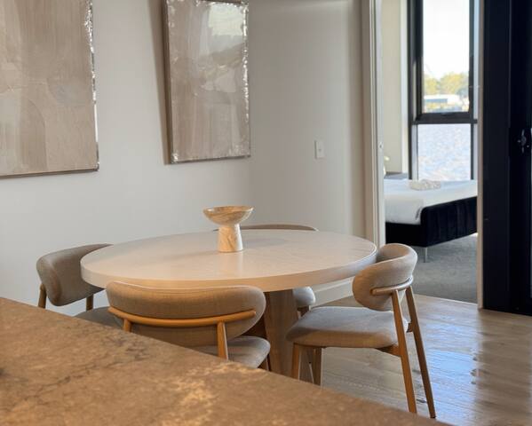 Riverfront Luxe 2Bed Pool Parking gallery image 5