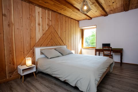 Authentic cottage in the heart of the Haut Jura (6 pers)