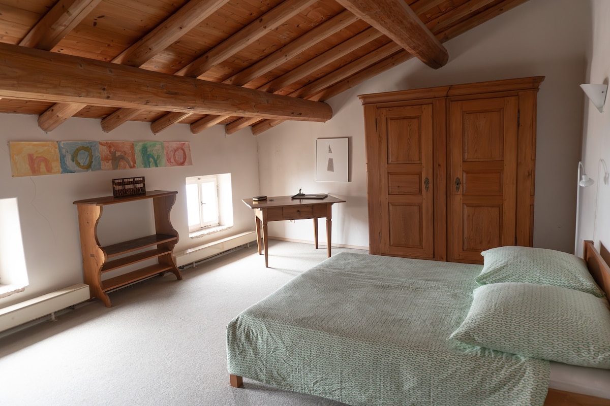 საძინებელი 2