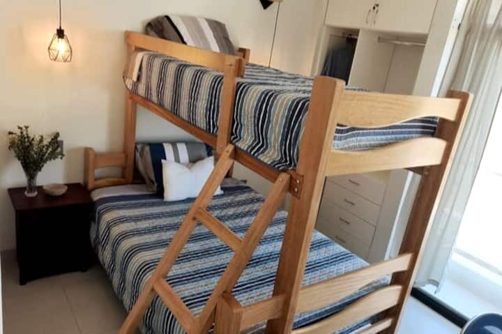 Habitación 02

1,5 mjesta, 1 krevet