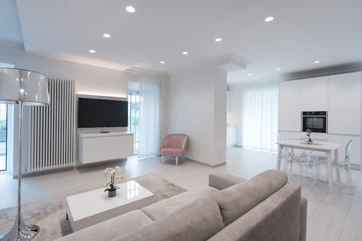 Exclusive 1bedroom Ap. With Winter Garden + Garage - Merano