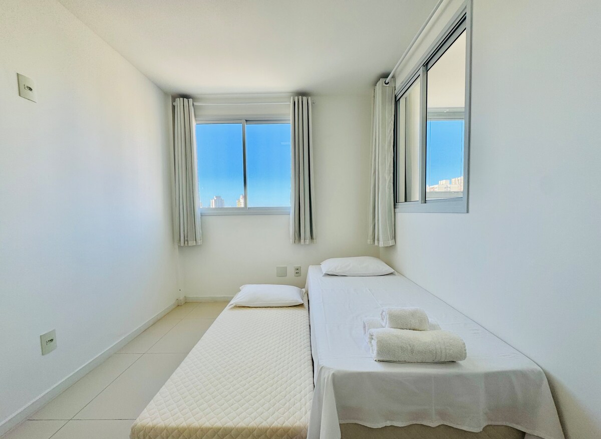 Მოდით, ცოტა ხნით დავრჩეთ საწოლში... უბრალოდ, დატკბით მომენტით. 