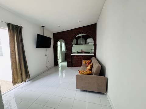 Peaceful Retreat in Tlalnepantla, Near Suburban