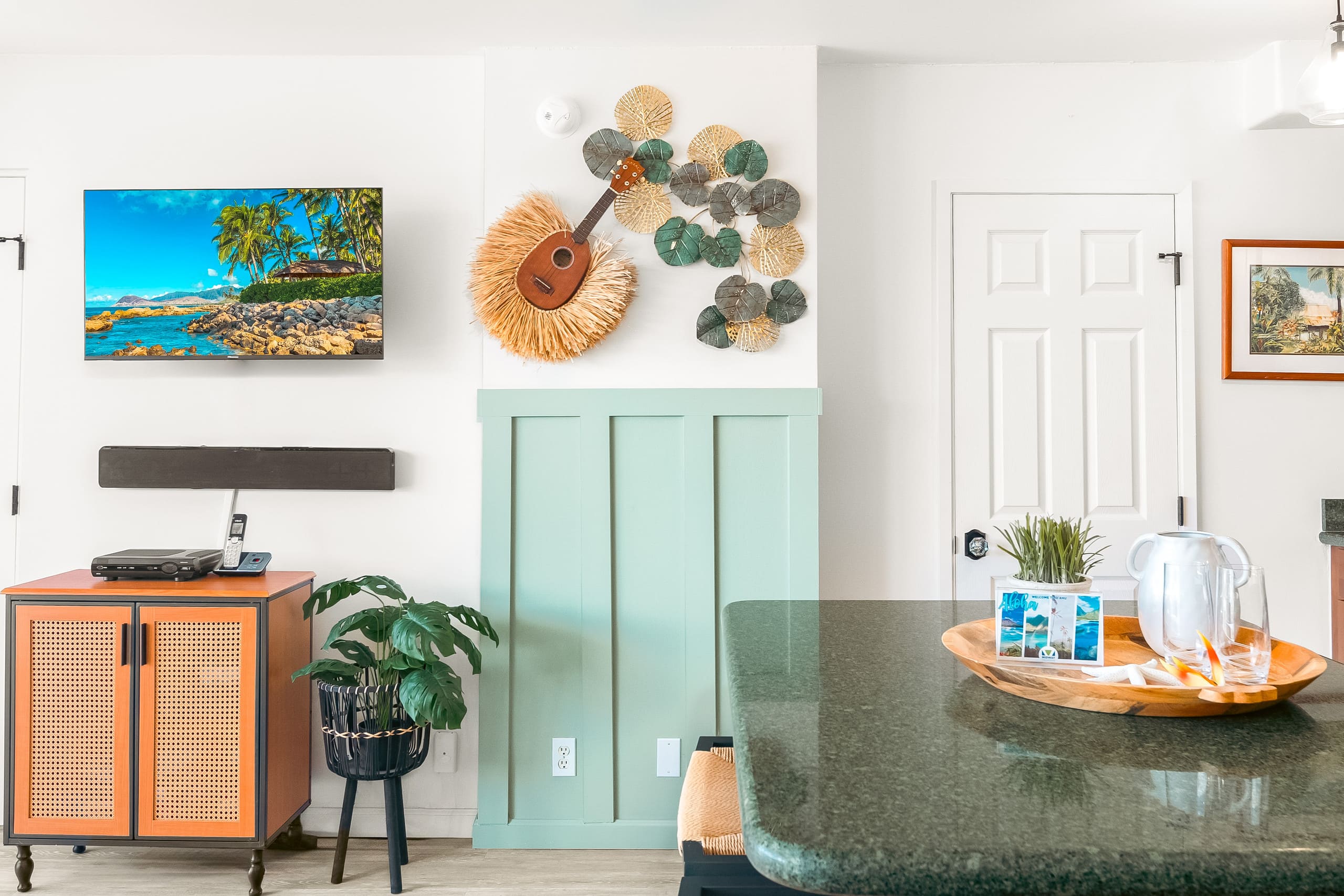 Condo in Honolulu · ★5.0 · 1 bedroom · 2 beds · 1 private bath - Image 29