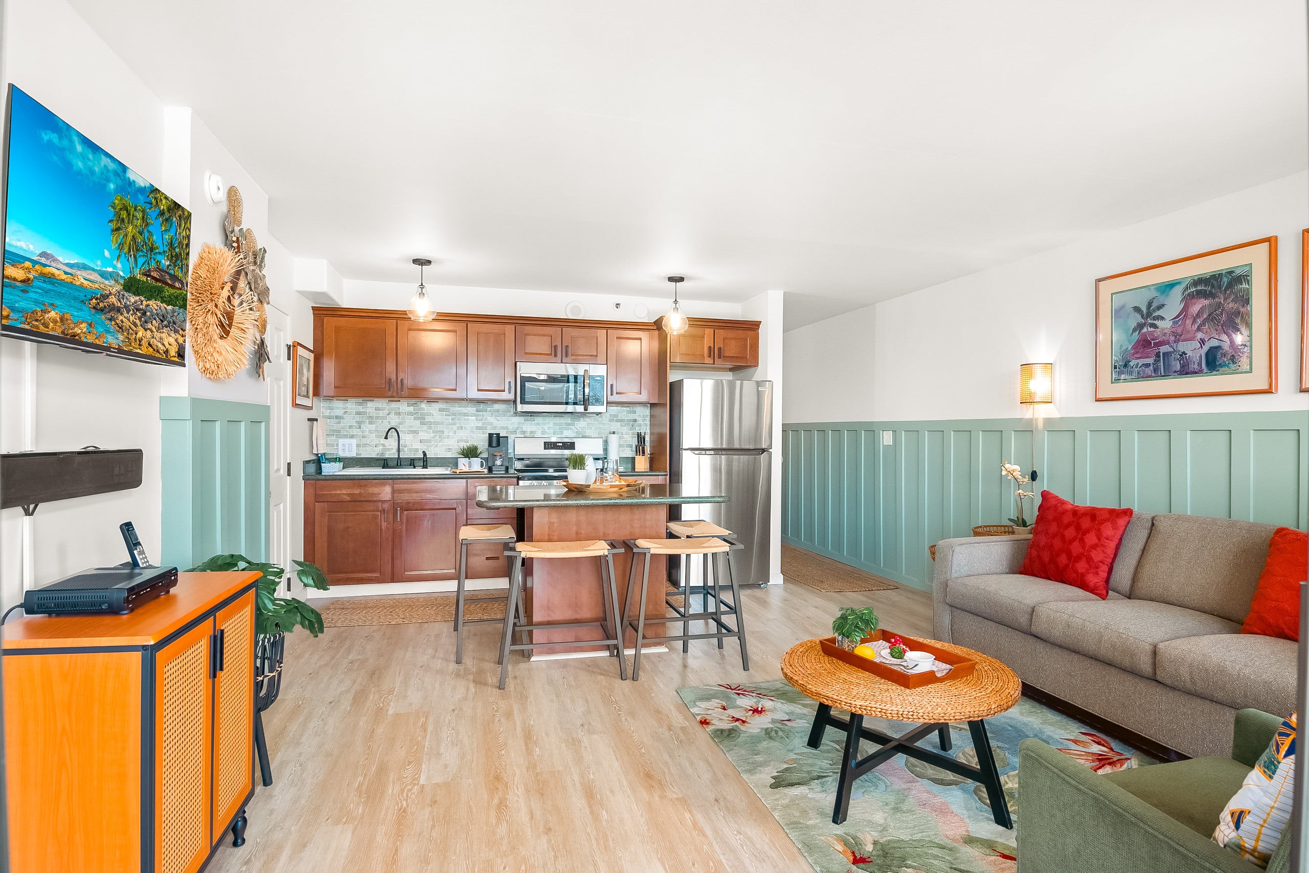 Condo in Honolulu · ★5.0 · 1 bedroom · 2 beds · 1 private bath - Image 7