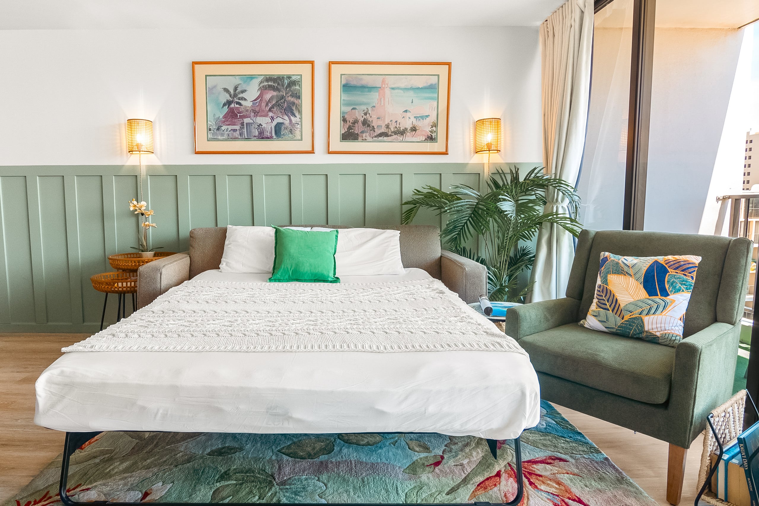 Condo in Honolulu · ★5.0 · 1 bedroom · 2 beds · 1 private bath - Image 9