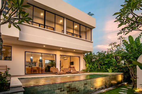 Brand new - Rice fields - Walk to beach