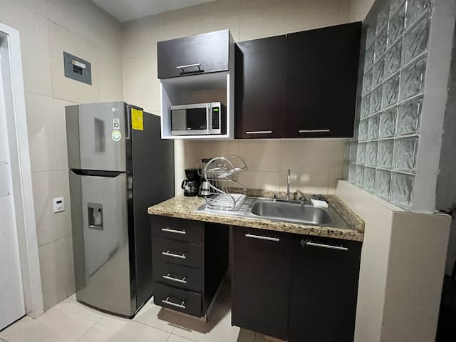 King Size Bed, Supreme Location: Cibeles y Reforma gallery image 4