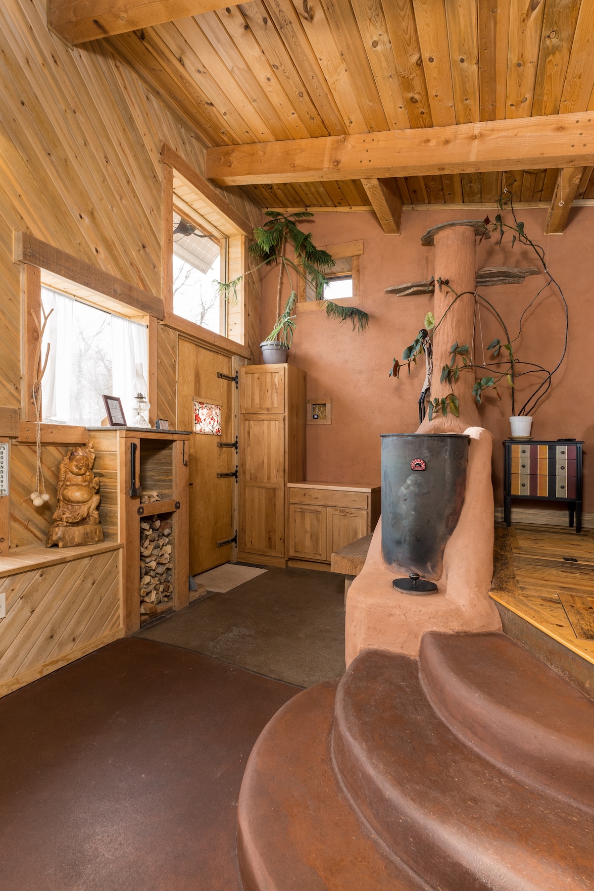 Off-Grid Cottage at Granny Flats - Cottages for Rent in Spearfish ...