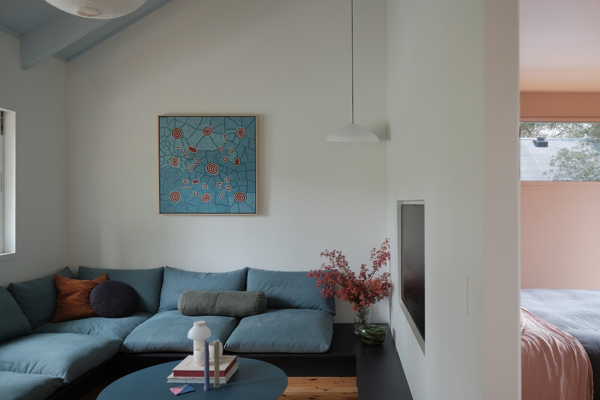 Popular Airbnb listing: Architect-Designed Coastal Retreat in the Trees in Narrawallee